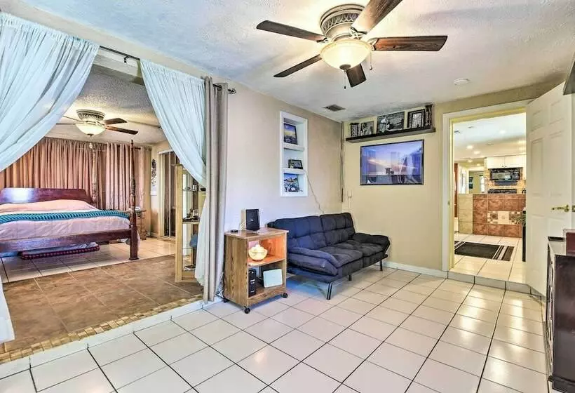 Unique Nokomis Home ~ 2 Mi To Beach Access!