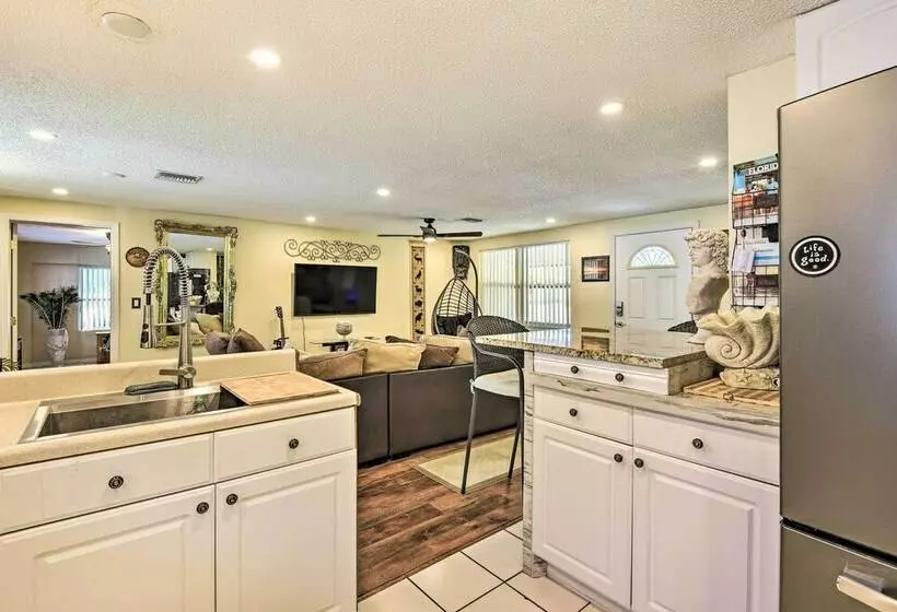 Unique Nokomis Home ~ 2 Mi To Beach Access!