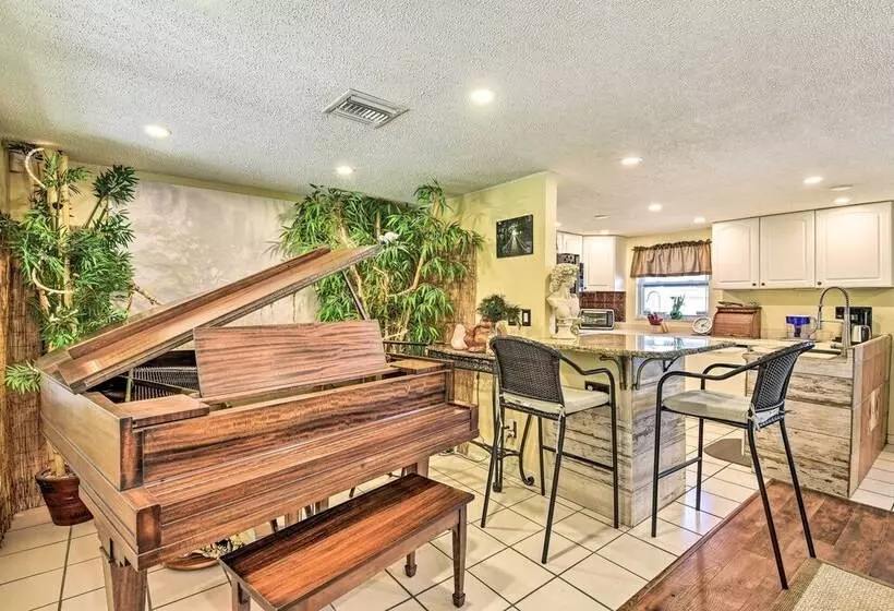 Unique Nokomis Home ~ 2 Mi To Beach Access!