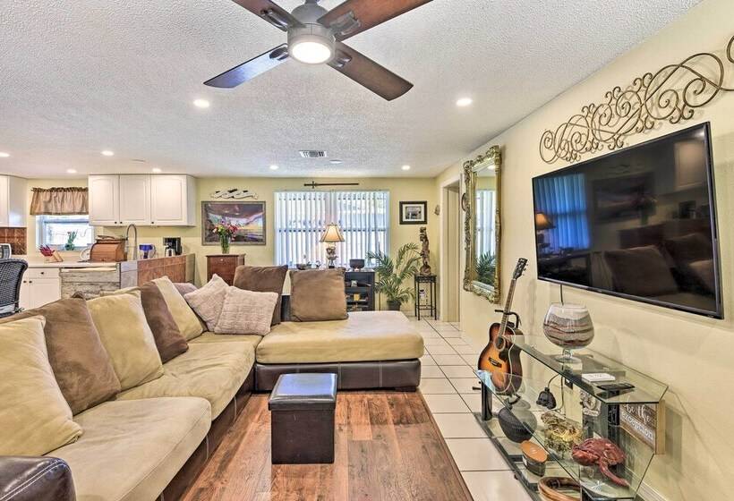 Unique Nokomis Home ~ 2 Mi To Beach Access!