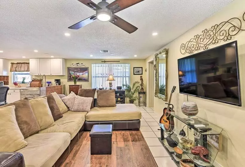 Unique Nokomis Home ~ 2 Mi To Beach Access!