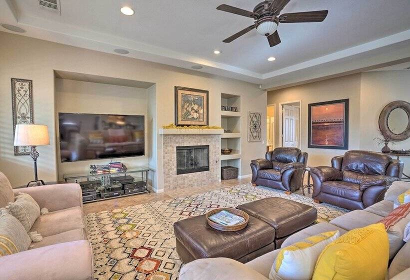 Updated Indio Home W/ Pool   6 Mi To Coachella!