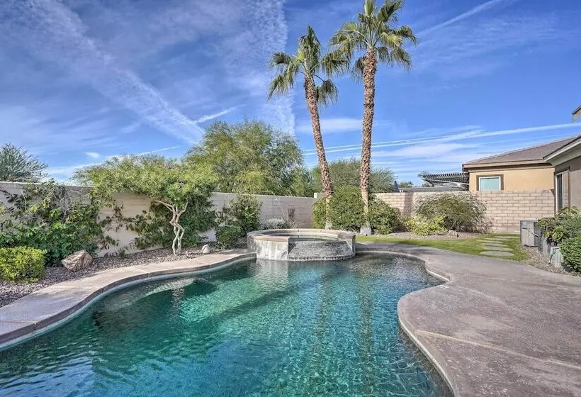Updated Indio Home W/ Pool   6 Mi To Coachella!