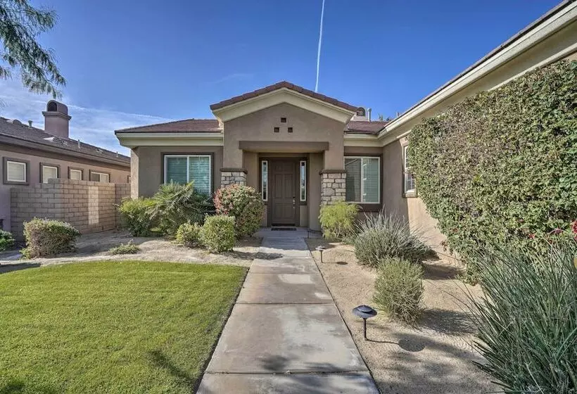 Updated Indio Home W/ Pool   6 Mi To Coachella!