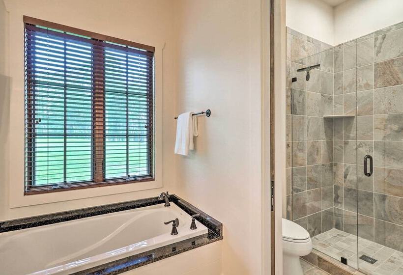 Hike, Fish & Relax: Rural Craftsman In Glenville!