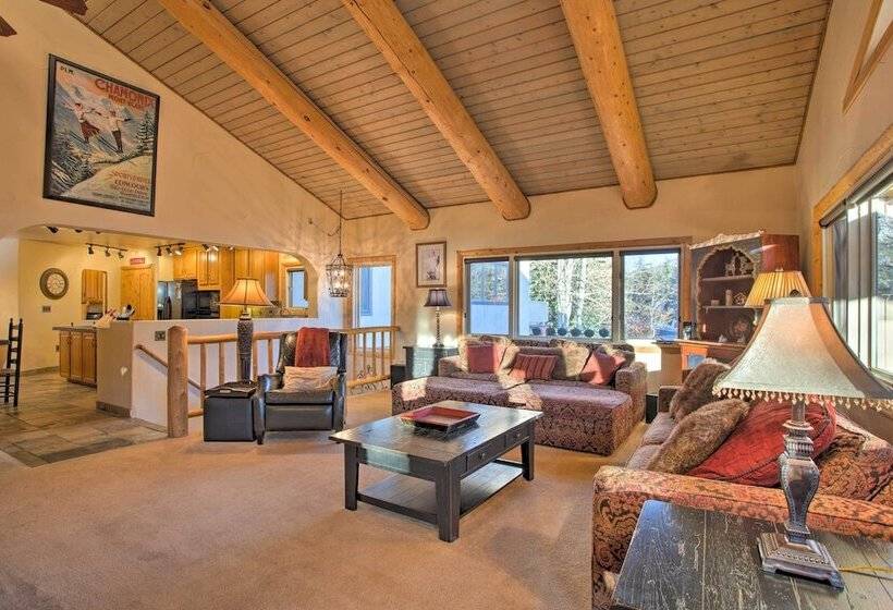 Vail Mountain Escape Ski, Hike, Golf & Fish!