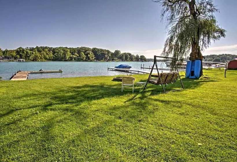 Waterfront Vandalia House W/ Dock On Donnell Lake!