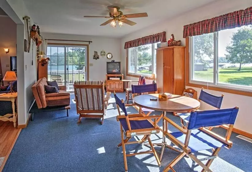 Waterfront Vandalia House W/ Dock On Donnell Lake!