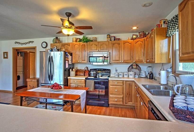 Waterfront Vandalia House W/ Dock On Donnell Lake!