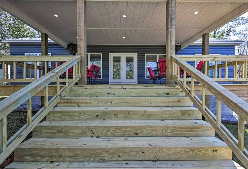 White Oak Creek Home W/ Views, Deck & Pool Access!