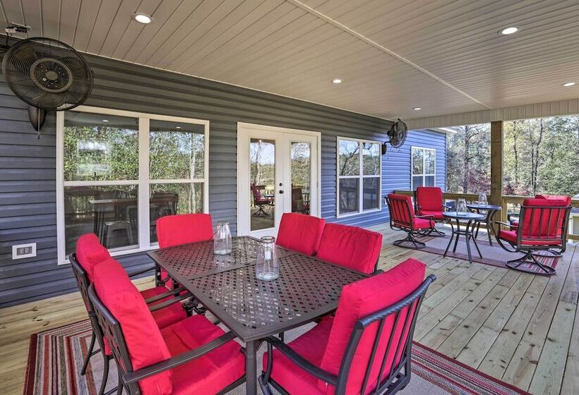 White Oak Creek Home W/ Views, Deck & Pool Access!