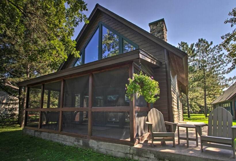 Alluring Nisswa Cabin On Gull Lake W/ Fireplace!