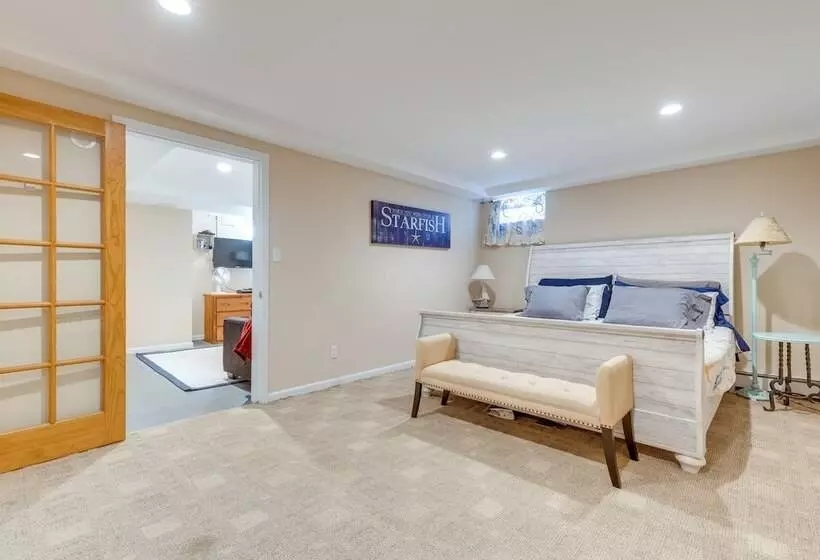 Amazing Rocky Point Retreat Overlooking The Sound!