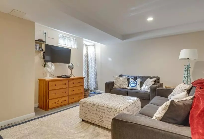 Amazing Rocky Point Retreat Overlooking The Sound!