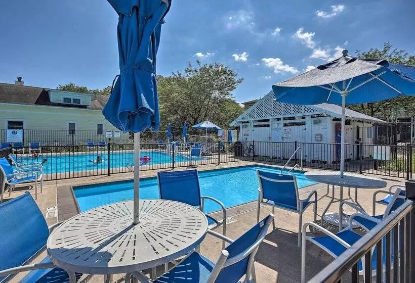 Bright & Airy Home: Chef S Kitchen & Pro Decor!