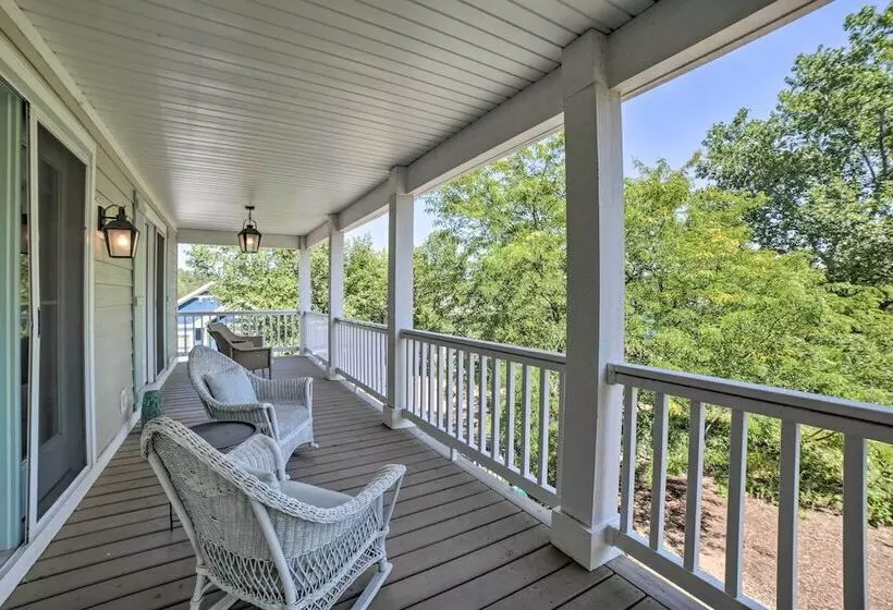 Bright & Airy Home: Chef S Kitchen & Pro Decor!