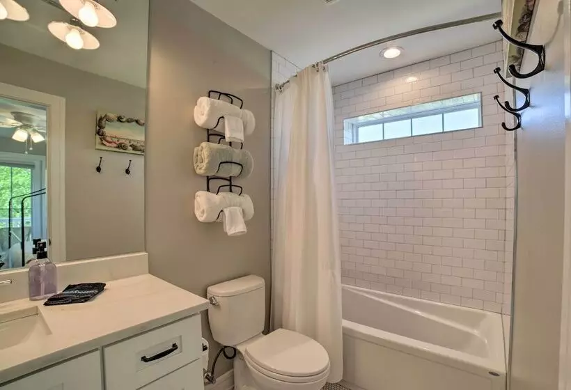 Bright & Airy Home: Chef S Kitchen & Pro Decor!