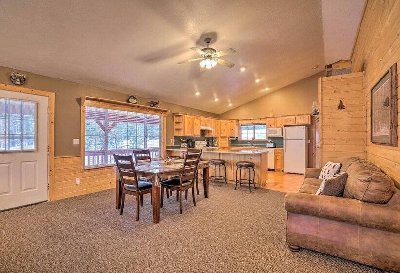 Bright & Cozy Duck Creek Cabin W/ Grill & Fire Pit