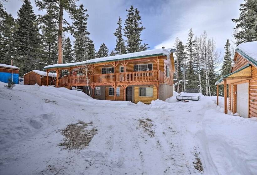 Bright & Cozy Duck Creek Cabin W/ Grill & Fire Pit