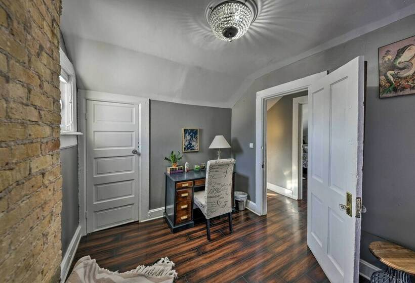 Central Milwaukee Home W/ Hot Tub!