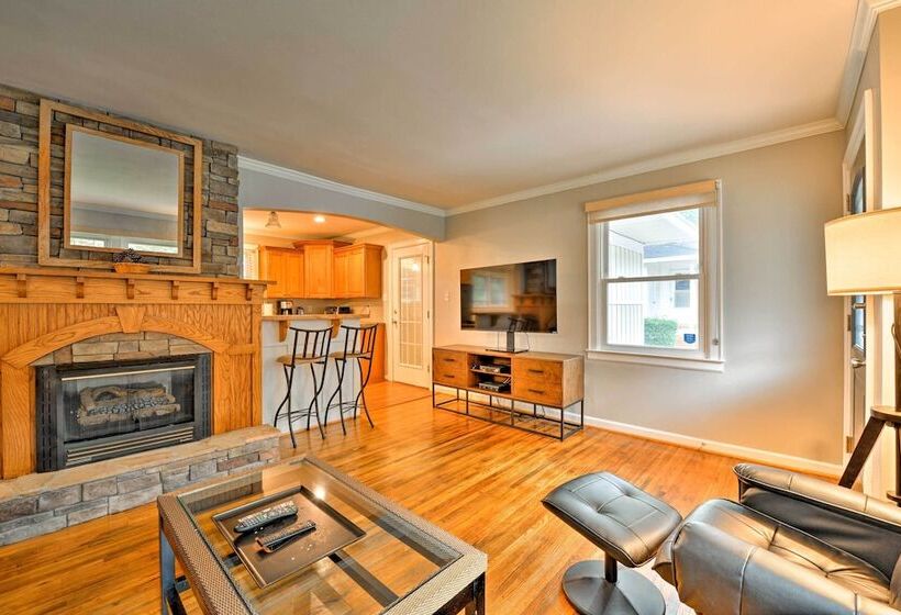 Charlotte Area Home W/ Patio 6 Miles To Downtown