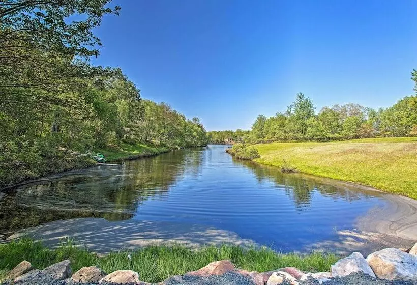 Charming Emerald Lakes Cottage W/ Hot Tub!