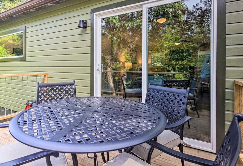 Charming Morganton Hideaway W/ Porch + Deck!