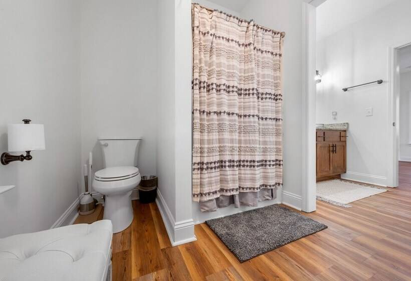 Charming Murphy House With Deck & River Views!