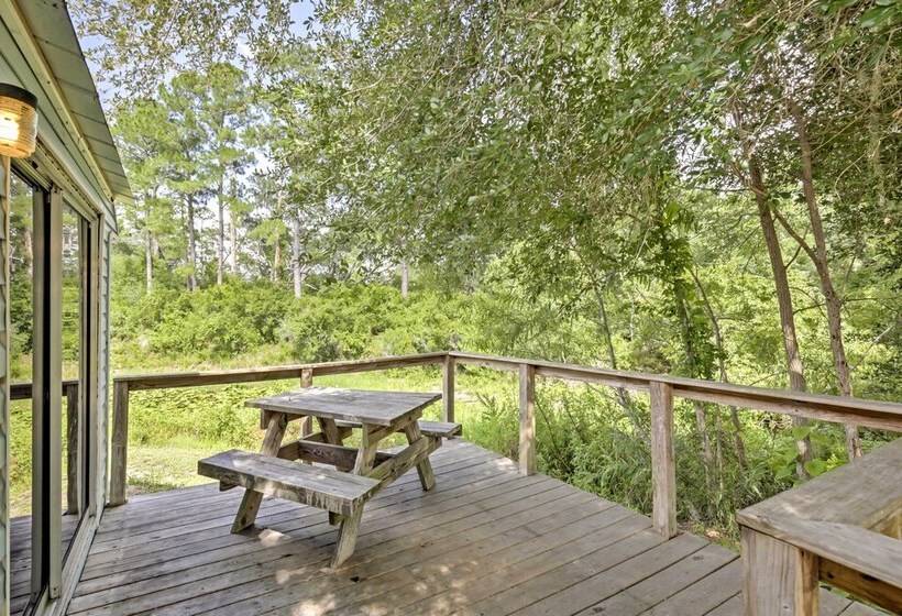 Charming Silver Springs Cabin W/ Forest Views!