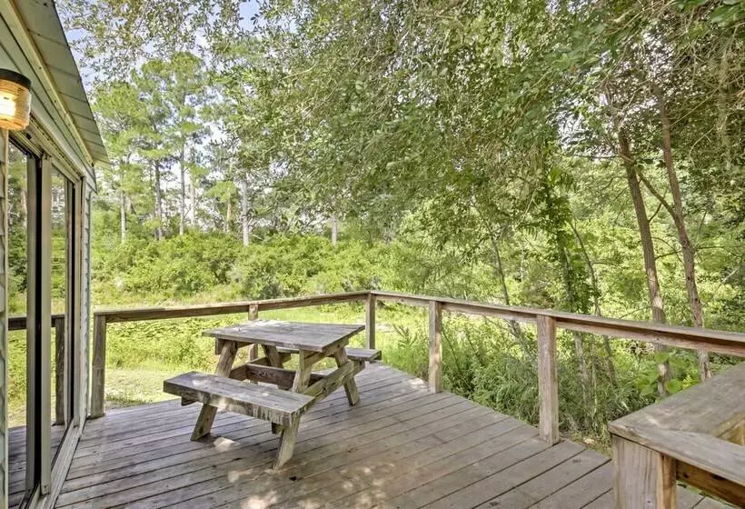 Charming Silver Springs Cabin W/ Forest Views!
