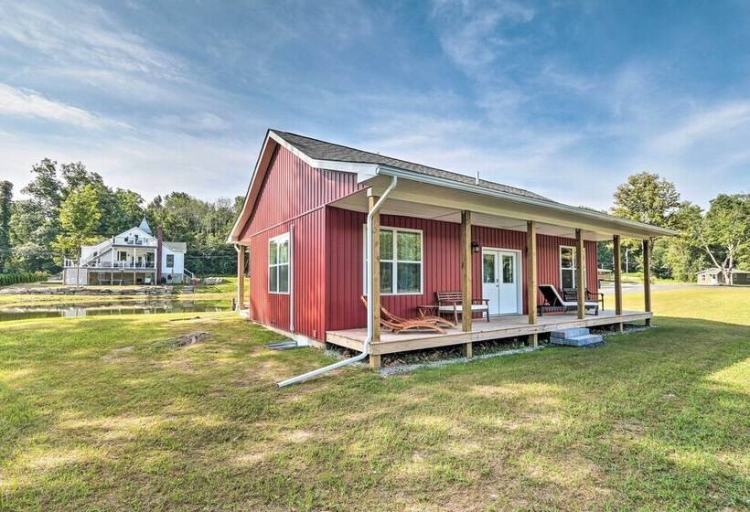 15 Mi To Camelback Mtn: Waterfront Cottage!