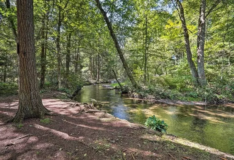 15 Mi To Camelback Mtn: Waterfront Cottage!