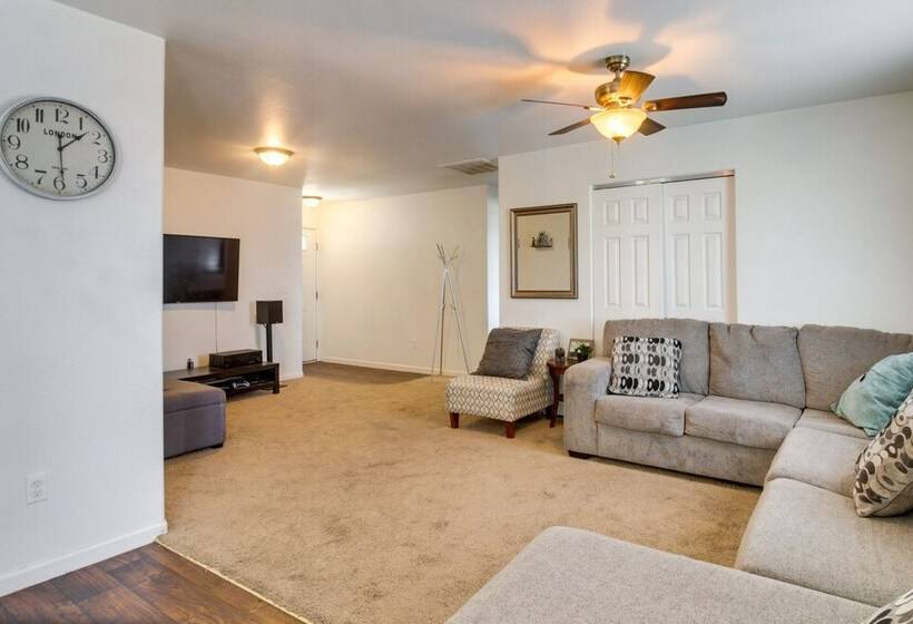 Cozy Colorado Retreat W/ Patio, Grill & Fire Pit!