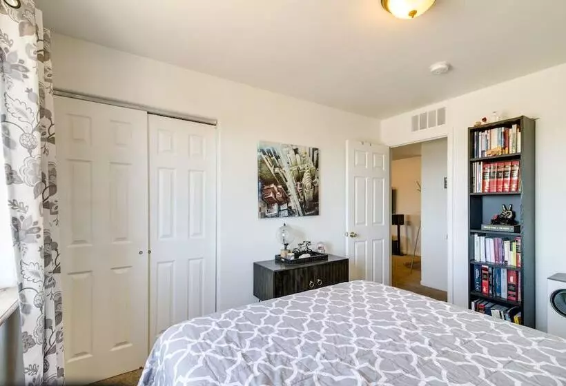 Cozy Colorado Retreat W/ Patio, Grill & Fire Pit!