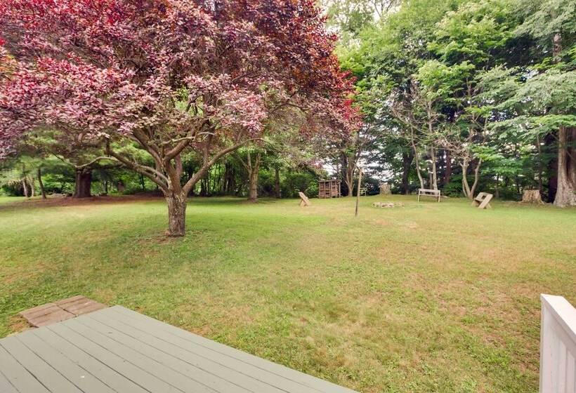 Cozy  Nonny Cottage  Near Appalachian Trail!