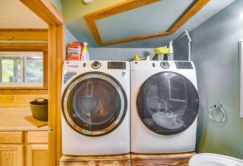 Creekside Cabin: Easy Access To I 70 & Slopes!