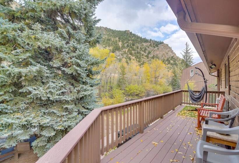 Creekside Cabin: Easy Access To I 70 & Slopes!
