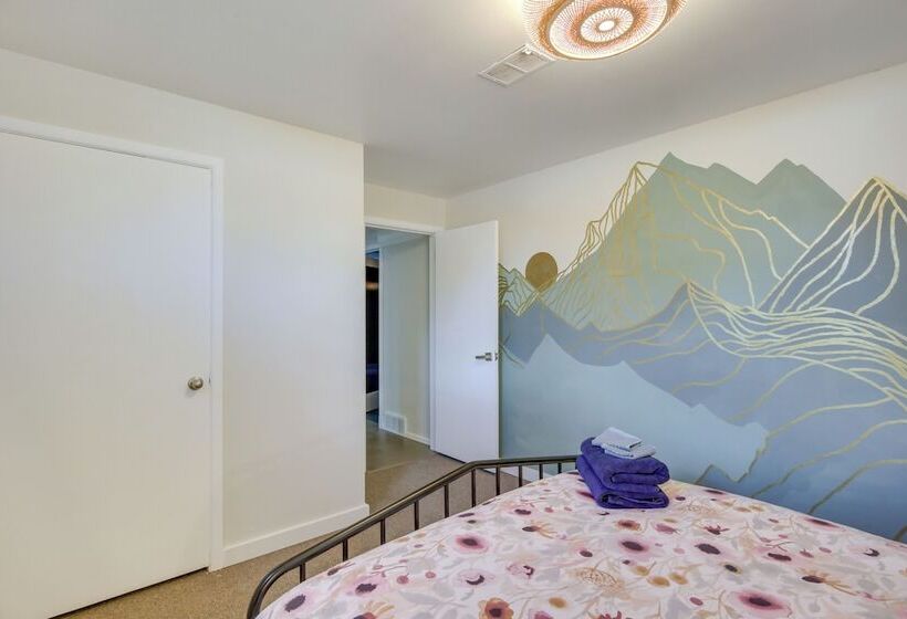 Denver Vacation Home W/ Home Theater!