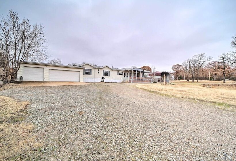 Eufaula Escape W/ Deck   Steps To Lake!