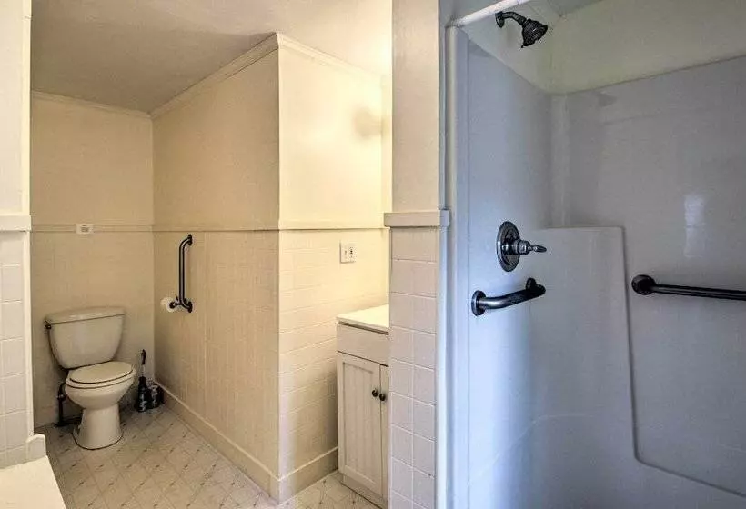 Expansive Beachfront Retreat W/ Outdoor Shower