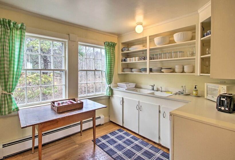 Expansive Beachfront Retreat W/ Outdoor Shower