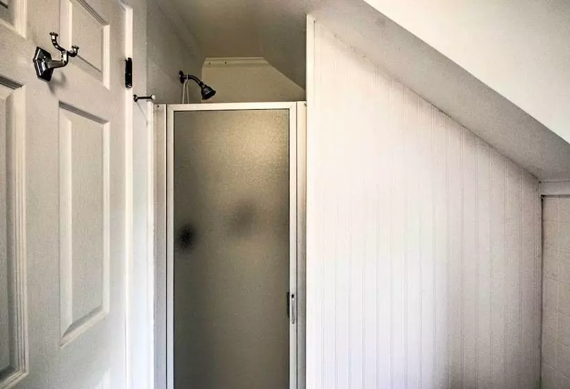 Expansive Beachfront Retreat W/ Outdoor Shower