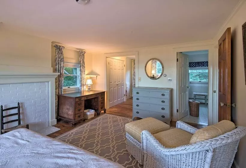 Expansive Beachfront Retreat W/ Outdoor Shower