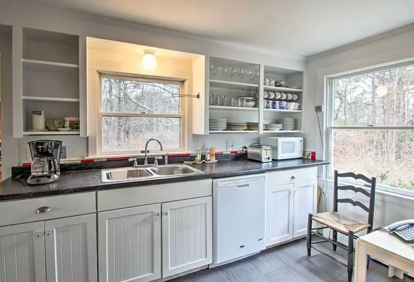 Expansive Beachfront Retreat W/ Outdoor Shower