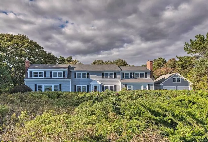 Expansive Beachfront Retreat W/ Outdoor Shower
