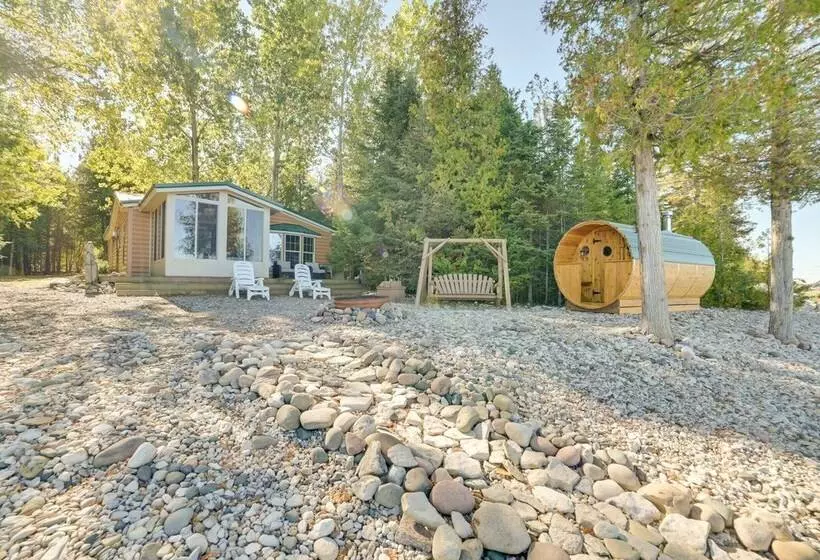Ocqueoc Family Cabin W/ Sauna On Lake Huron!