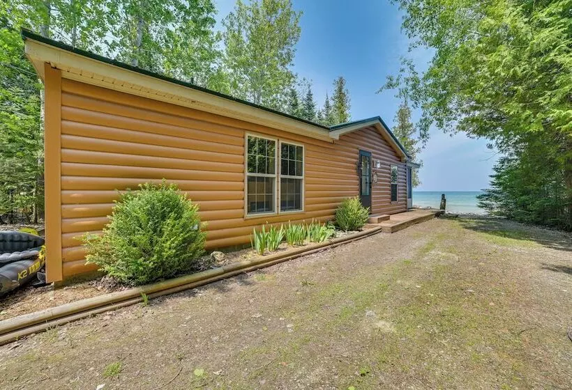 Ocqueoc Family Cabin W/ Sauna On Lake Huron!
