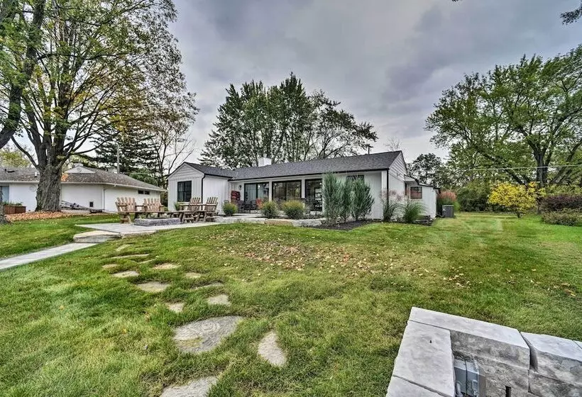 Fenton Home W/ Patio & All Sports Lake Access