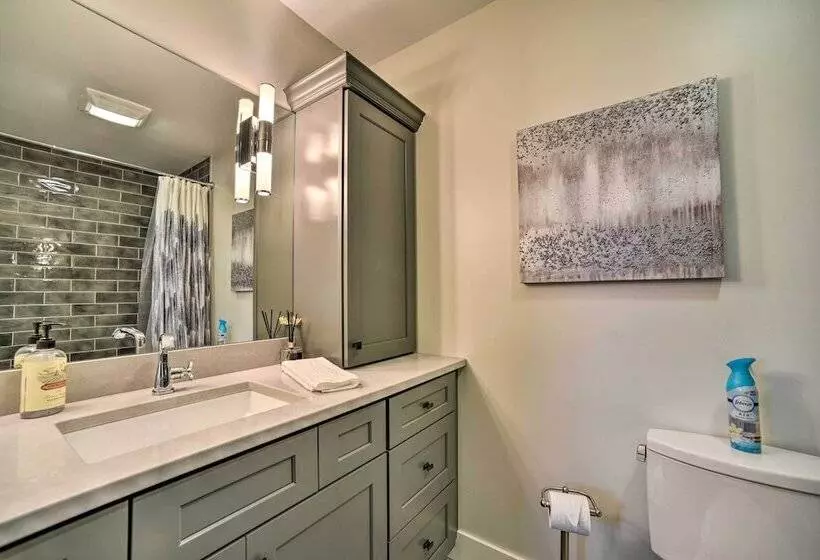 Fenton Home W/ Patio & All Sports Lake Access