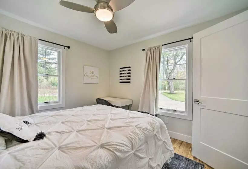 Fenton Home W/ Patio & All Sports Lake Access